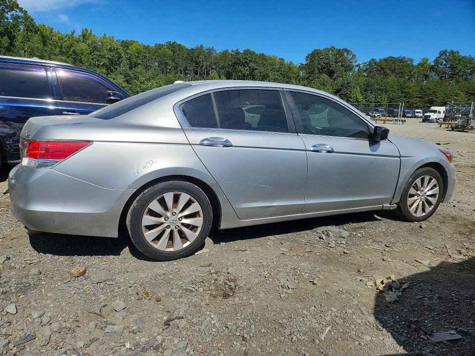 Photo 3 from auction – 2012 HONDA ACCORD with VIN 1HGCP3F84CA002101
