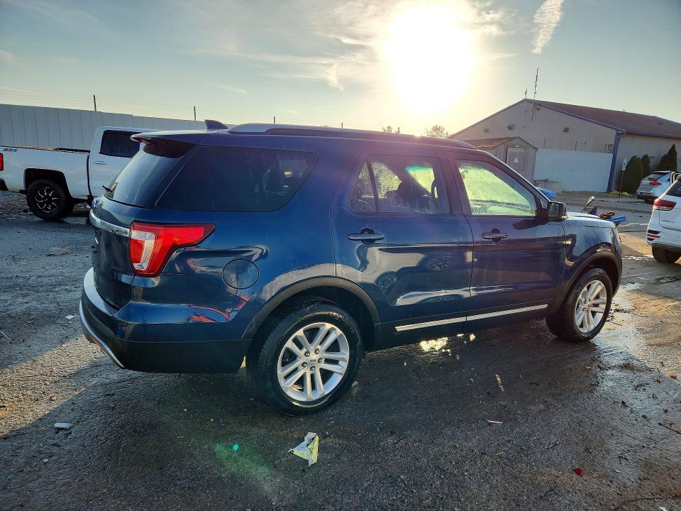 صورة رقم 3 من المزاد - 2017 FORD EXPLORER مع VIN 1FM5K7D88HGA85869