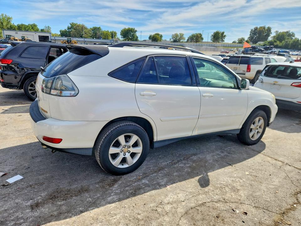 Photo 3 from auction – 2004 LEXUS RX with VIN JTJHA31U540065979