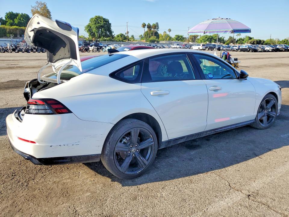 Photo 3 from auction – 2025 HONDA ACCORD with VIN 1HGCY2F73SA029545