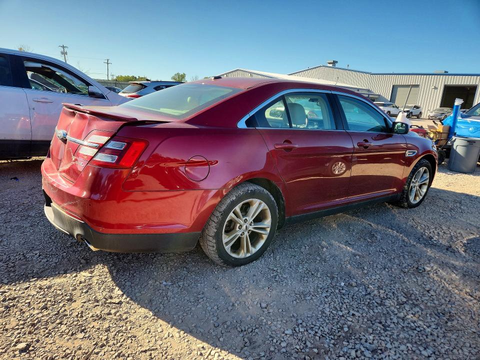 Photo 3 from auction – 2016 FORD TAURUS with VIN 1FAHP2E86GG133135