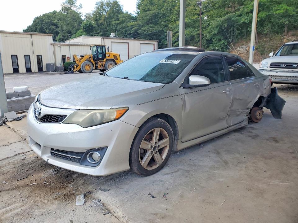 2014 TOYOTA CAMRY - Търг №67125946
