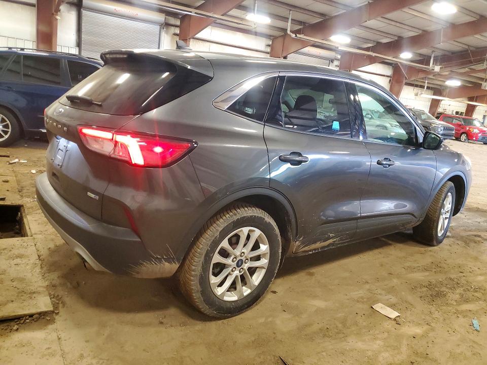 Photo 3 from auction – 2020 FORD ESCAPE with VIN 1FMCU9G65LUB64711