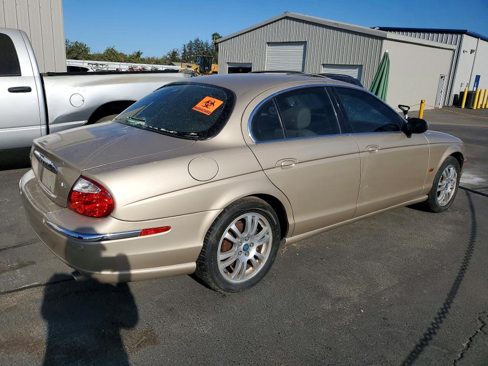 صورة رقم 3 من المزاد - 2003 JAGUAR S-TYPE مع VIN SAJEA01U23HM61728