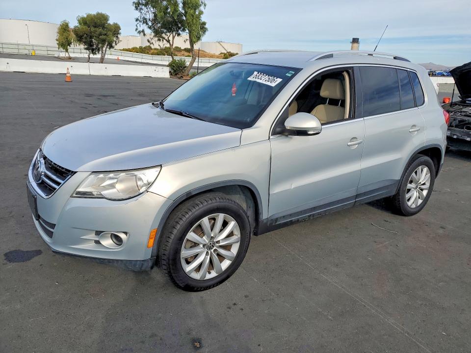 2011 VOLKSWAGEN TIGUAN - Търг №68327506