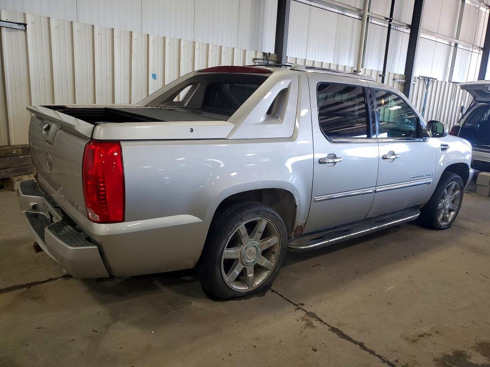 Photo 3 from auction – 2008 CADILLAC ESCALADE with VIN 3GYFK62848G268139