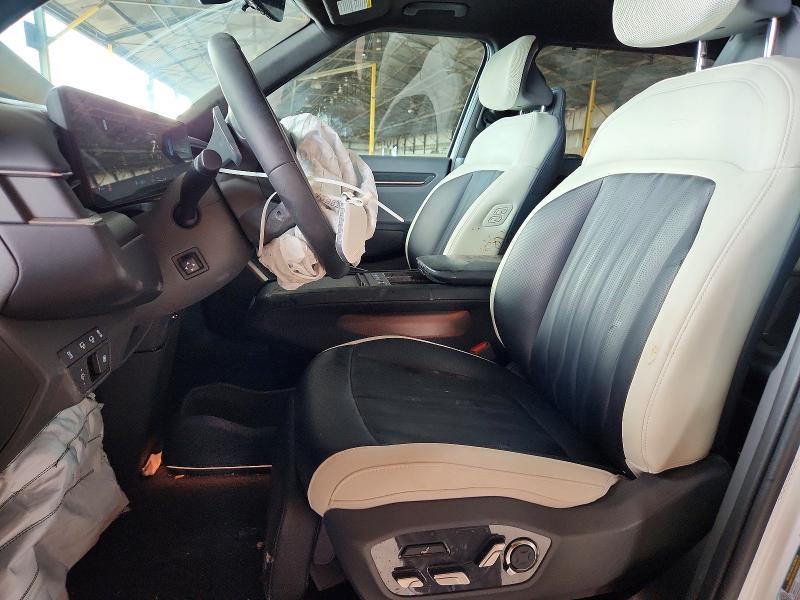 Photo 7 from auction – 2026 KIA EV9 with VIN 5XYAEFS53TG021070