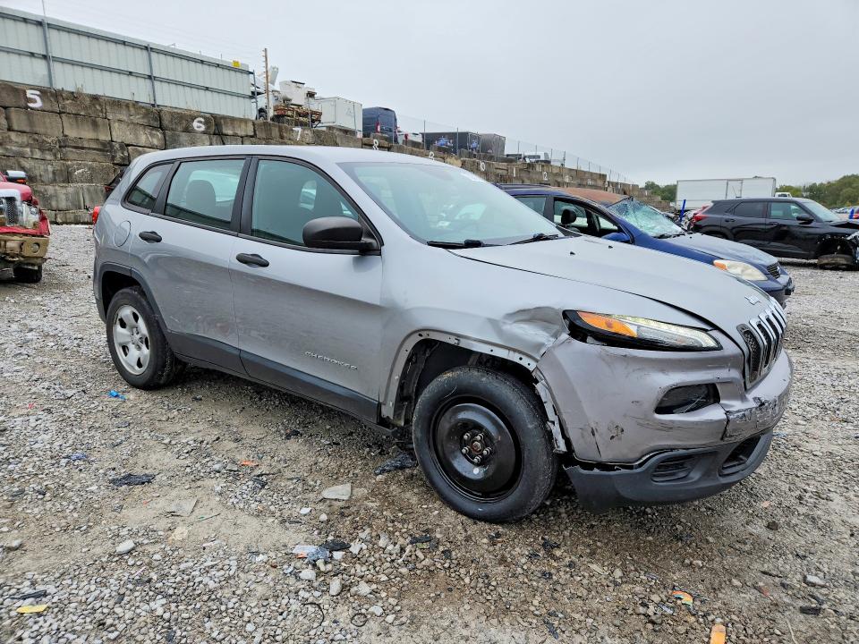Photo 4 from auction – 2016 JEEP CHEROKEE with VIN 1C4PJMASXGW285848