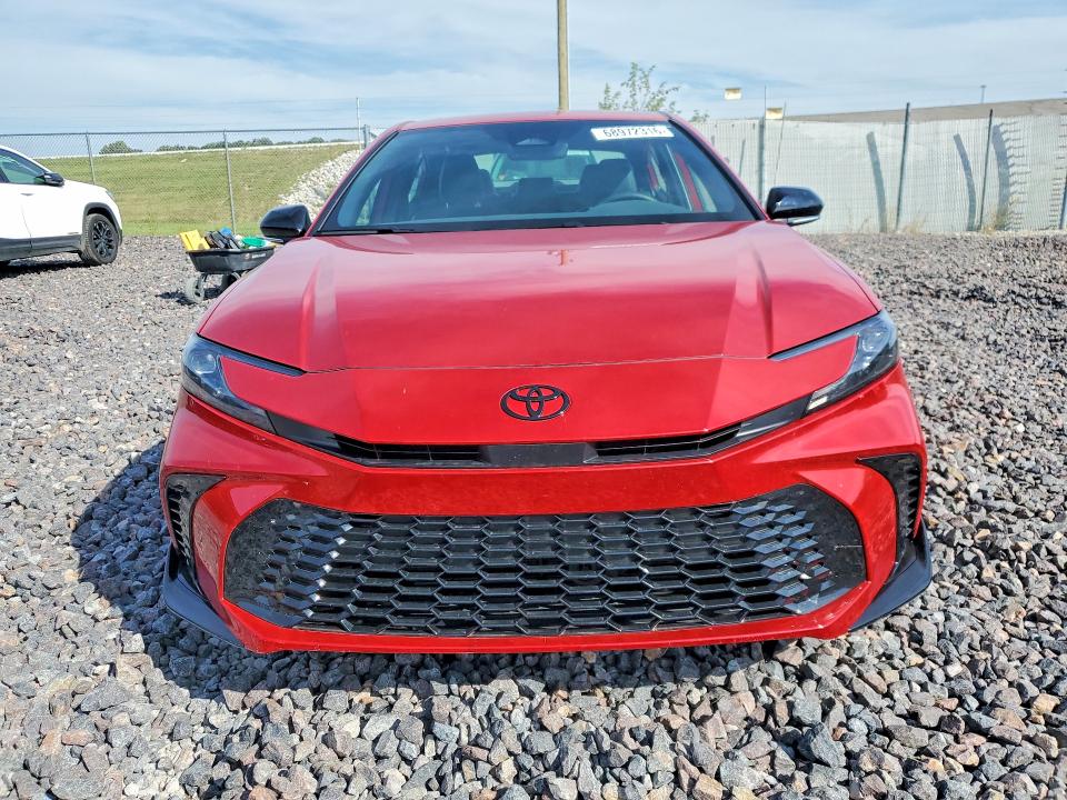 Zdjęcie 5 z aukcji – 2026 TOYOTA CAMRY z VIN 4T1DBADK6TU037480