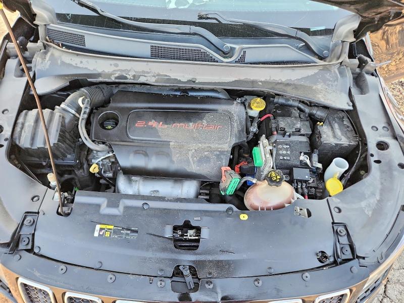 Снимка 12 от търг – 2018 JEEP COMPASS с VIN 3C4NJDBBXJT256093