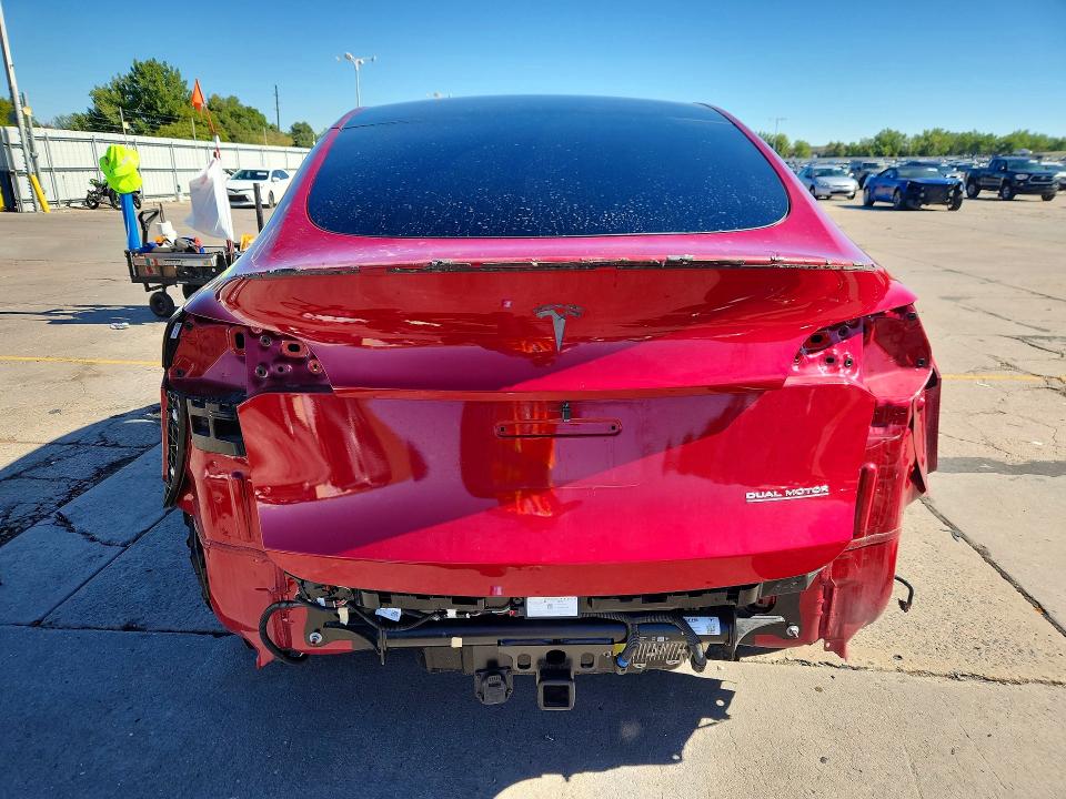 Foto 6 de la subasta – 2025 TESLA MODEL Y con VIN 7SAYGDEF3SF258006