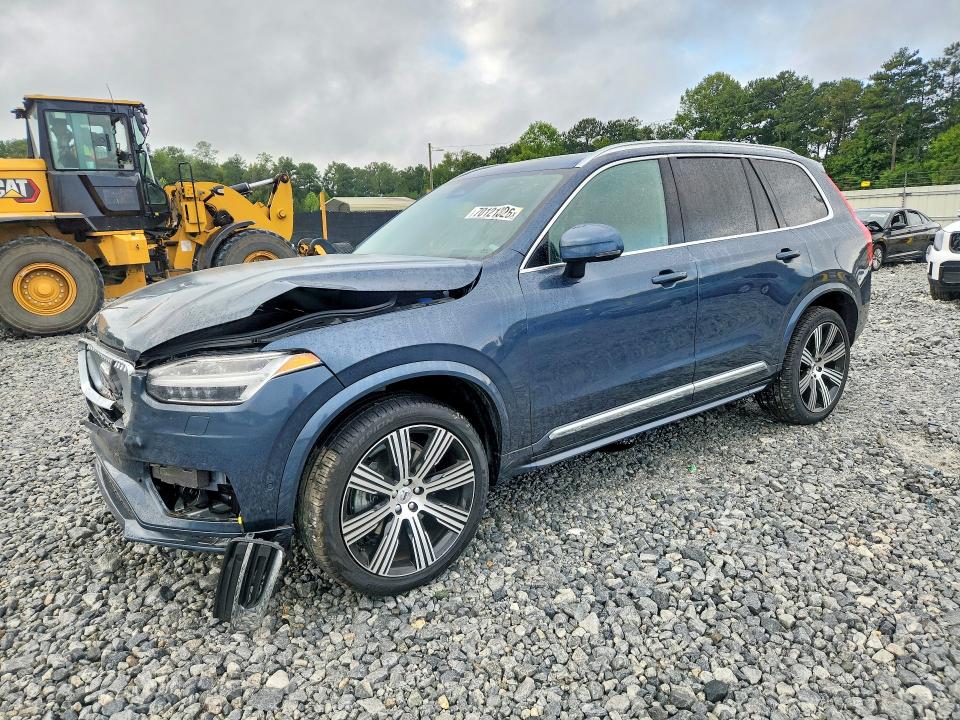 VOLVO XC90 2024 with VIN YV4062PFXR1211182 - Photo from auction