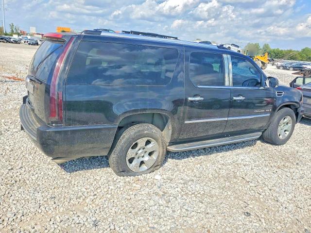 Photo 3 from auction – 2008 CADILLAC ESCALADE with VIN 1GYFK66868R156405