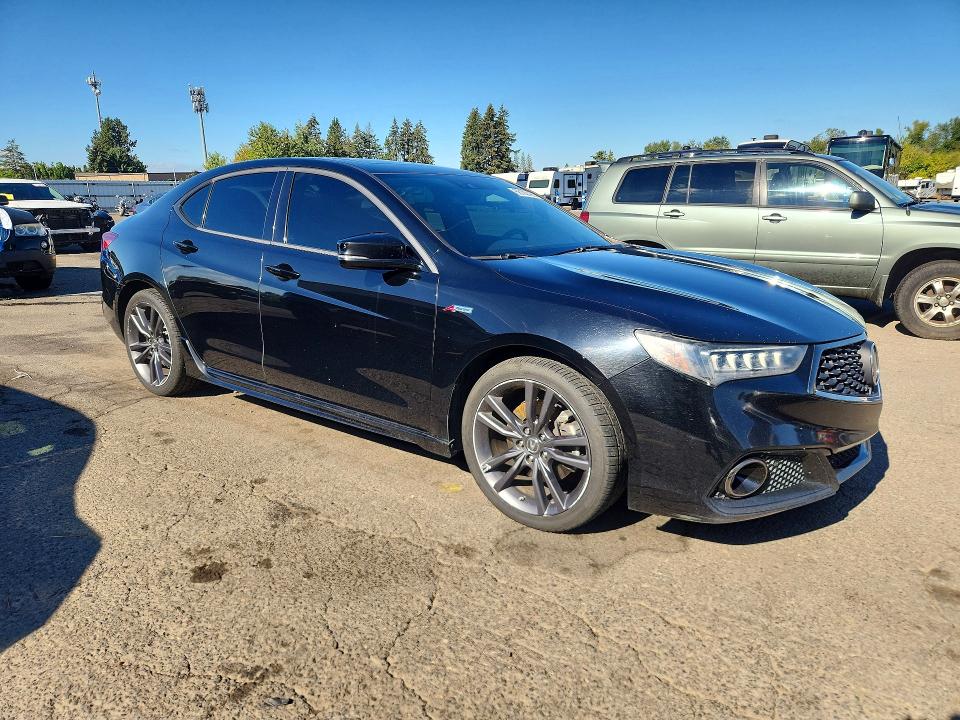 Photo 4 from auction – 2018 ACURA TLX with VIN 19UUB3F61JA000644