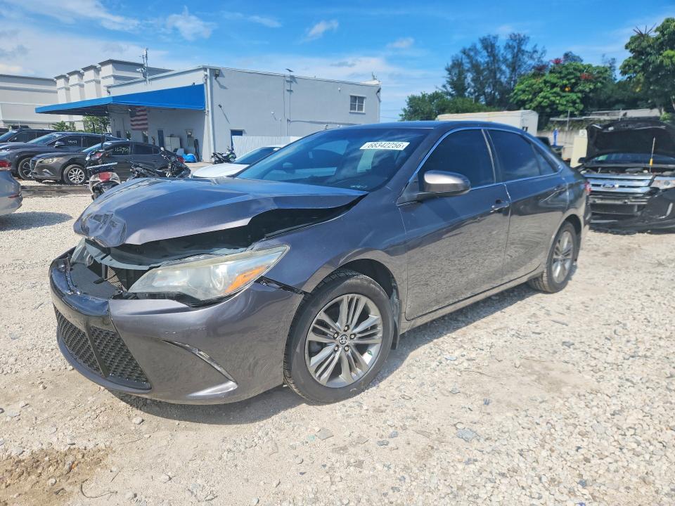 TOYOTA CAMRY 2016 с VIN 4T1BF1FK2GU214993 - Снимка от търг