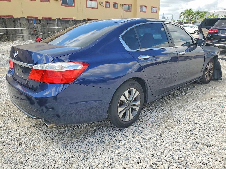 Photo 3 from auction – 2014 HONDA ACCORD with VIN 1HGCR2F30EA208821
