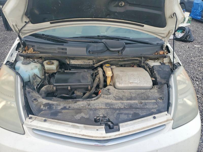 Снимка 11 от търг – 2006 TOYOTA PRIUS с VIN JTDKB22U363161190