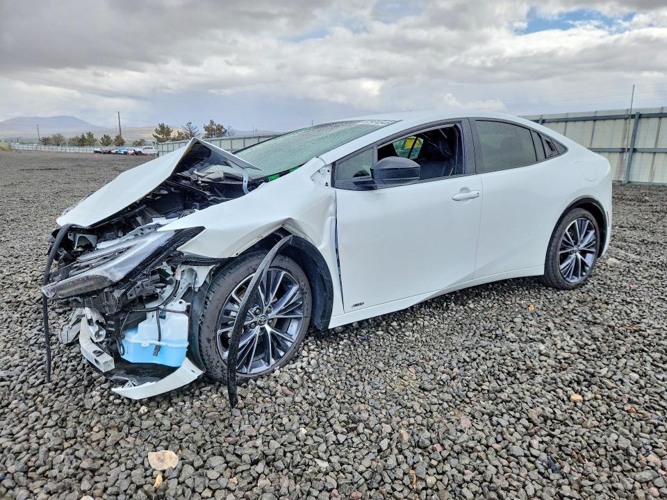 Снимка 1 от търг – 2024 TOYOTA PRIUS с VIN JTDADABU1R3020316