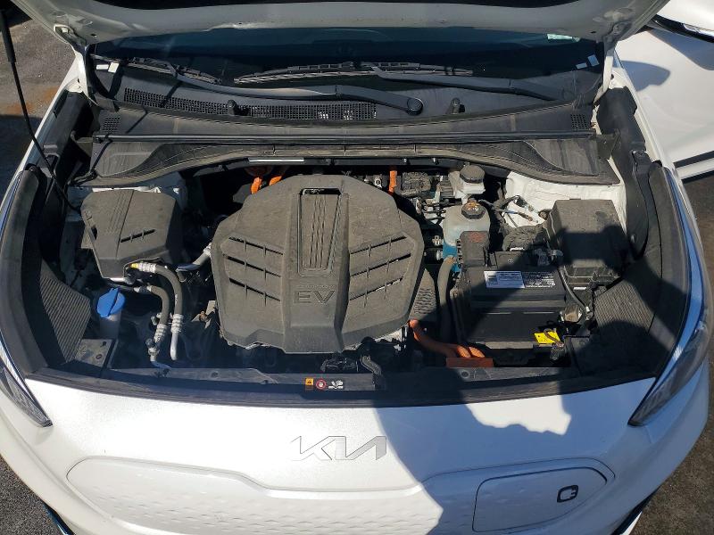 Photo 12 from auction – 2022 KIA NIRO EV with VIN KNDCC3LG9N5159849