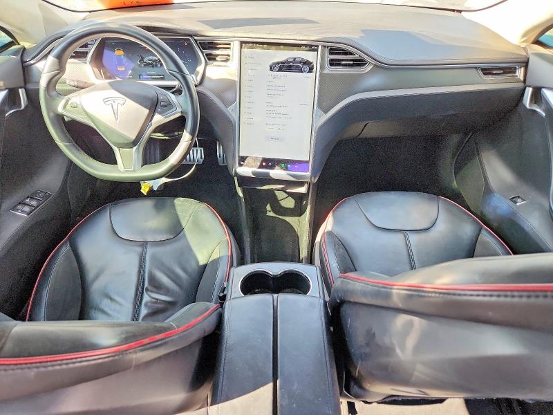 Снимка 8 от търг – 2013 TESLA MODEL S с VIN 5YJSA1DP0DFP07660