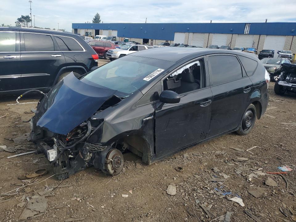 Photo 1 from auction – 2013 TOYOTA PRIUS V with VIN JTDZN3EU6D3219264