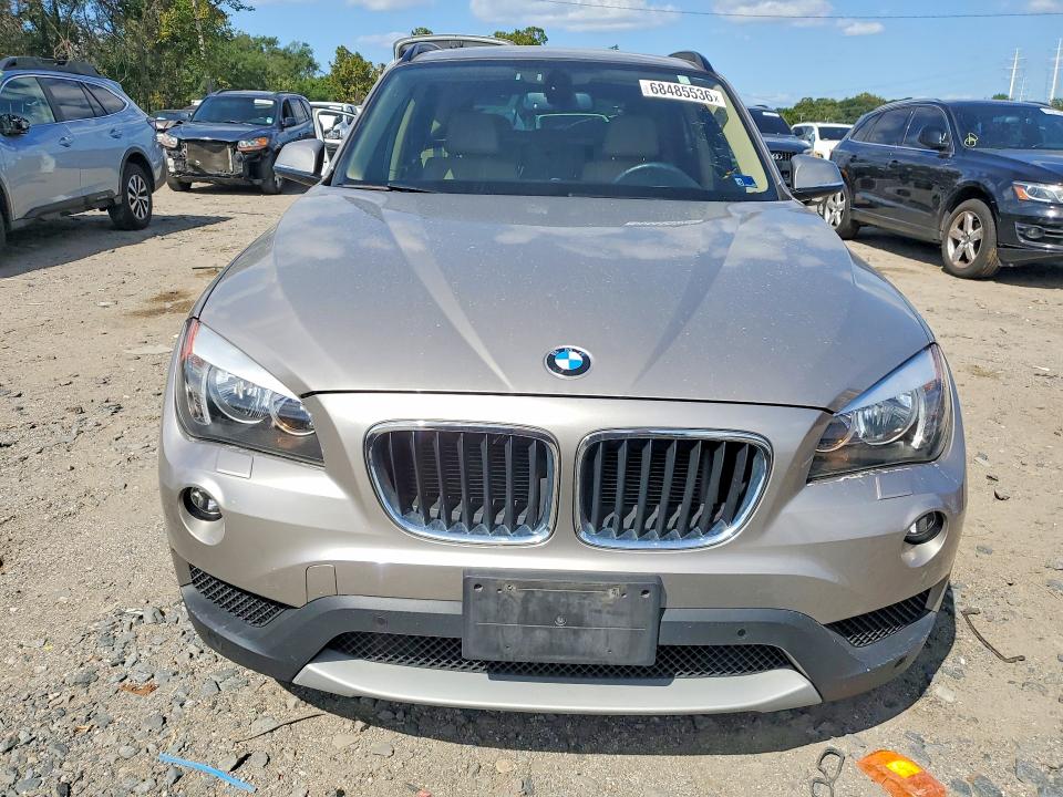Zdjęcie 5 z aukcji – 2014 BMW X1 z VIN WBAVL1C51EVY21142