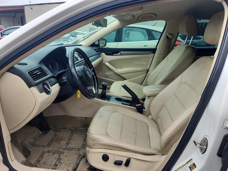 Photo 7 from auction – 2015 VOLKSWAGEN PASSAT with VIN 1VWBS7A3XFC066225
