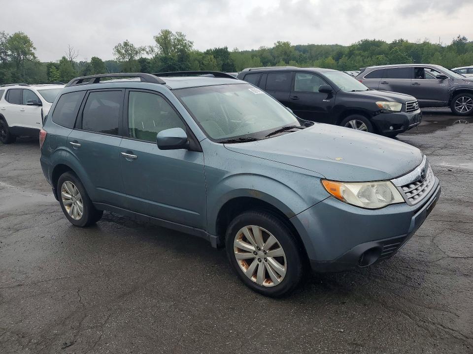 Photo 4 from auction – 2012 SUBARU FORESTER with VIN JF2SHADCXCH448393
