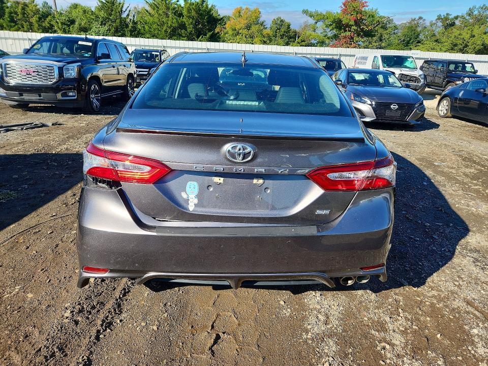 Снимка 6 от търг – 2020 TOYOTA CAMRY с VIN 4T1G11AK1LU509668