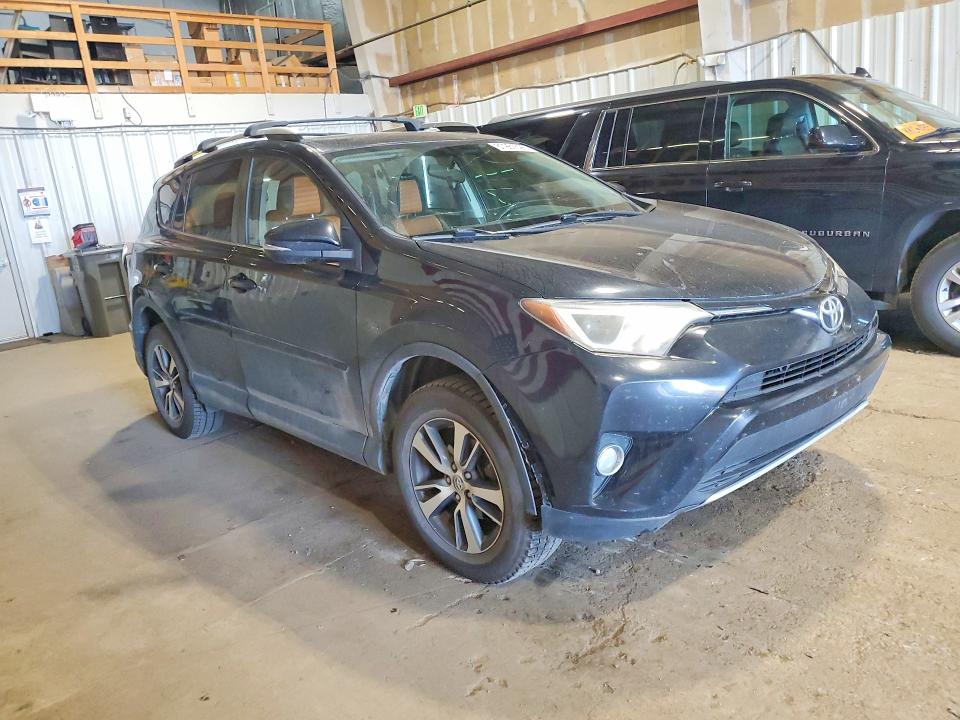 Photo 4 from auction – 2016 TOYOTA RAV4 with VIN 2T3RFREV1GW425666