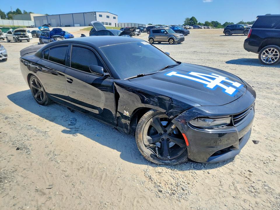 Снимка 4 от търг – 2015 DODGE CHARGER с VIN 2C3CDXCT7FH902492