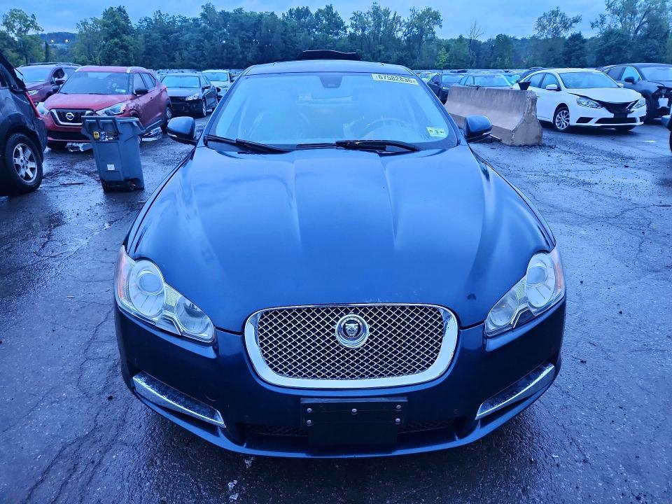 Photo 5 from auction – 2011 JAGUAR XF with VIN SAJWA0FB4BLR93425