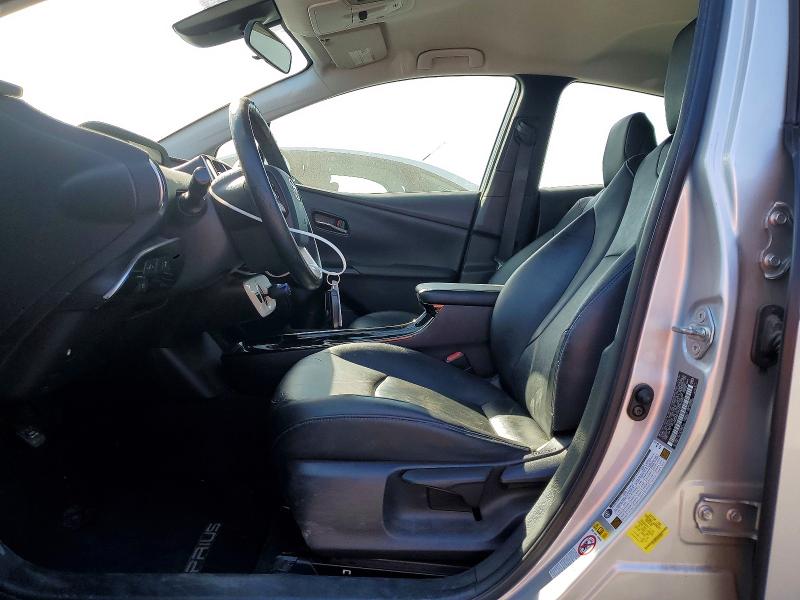 Photo 7 from auction – 2017 TOYOTA PRIUS with VIN JTDKARFU4H3530938