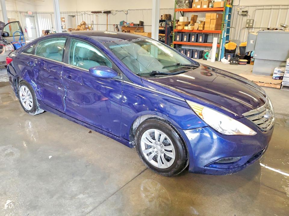 Photo 4 from auction – 2012 HYUNDAI SONATA with VIN 5NPEB4AC2CH378456
