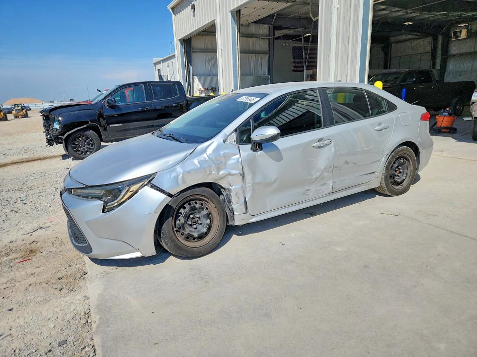 TOYOTA COROLLA 2022 with VIN 5YFEPMAE7NP273419 - Photo from auction