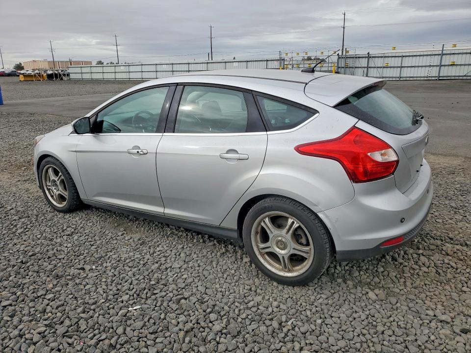 Снимка 2 от търг – 2012 FORD FOCUS с VIN 1FAHP3N27CL274296