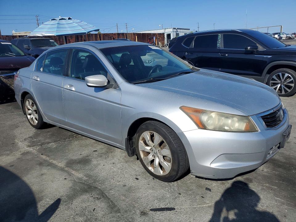 Photo 4 from auction – 2009 HONDA ACCORD with VIN JHMCP26889C003787