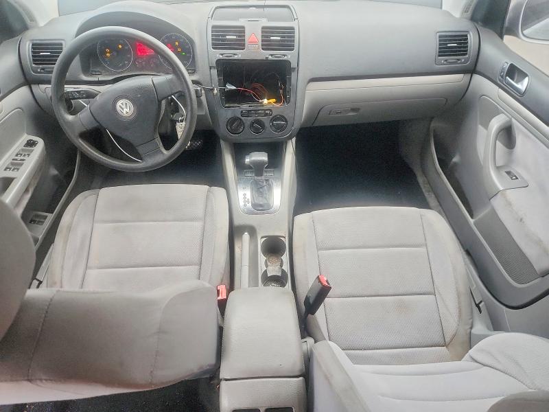 Photo 8 from auction – 2009 VOLKSWAGEN RABBIT with VIN WVWDA71K59W035523