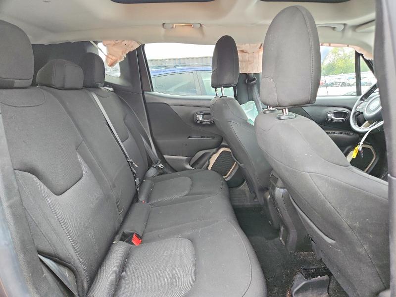 Photo 11 from auction – 2016 JEEP RENEGADE with VIN ZACCJBBT6GPD42344