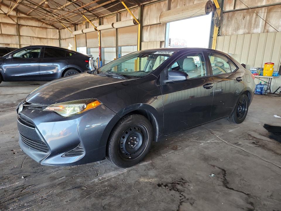 TOYOTA COROLLA 2018 with VIN 2T1BURHE0JC052401 - Photo from auction