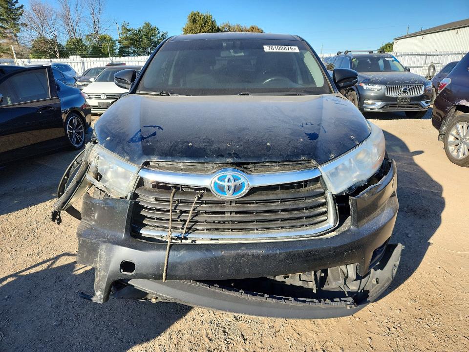 Photo 5 from auction – 2016 TOYOTA HIGHLANDER with VIN 5TDBCRFH5GS020477