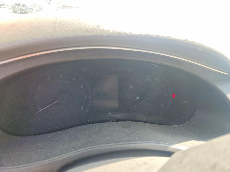 Photo 9 from auction – 2014 HYUNDAI GENESIS with VIN KMHGC4DD2EU262513