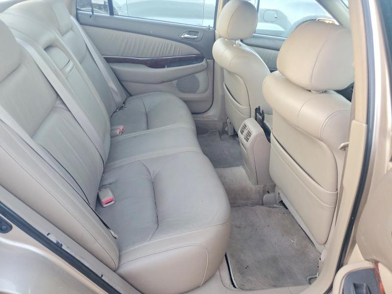 Photo 10 from auction – 2000 ACURA 3.2TL with VIN 19UUA5664YA053119