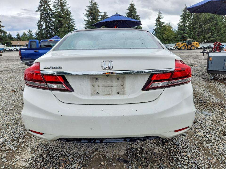 Photo 6 from auction – 2015 HONDA CIVIC with VIN 2HGFB2F59FH533585