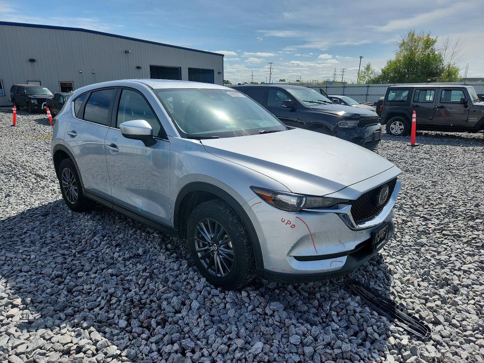 Foto 4 de la subasta – 2021 MAZDA CX-5 con VIN JM3KFBCM6M1373990