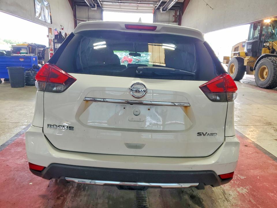 Photo 6 from auction – 2017 NISSAN ROGUE with VIN 5N1AT2MV2HC813567