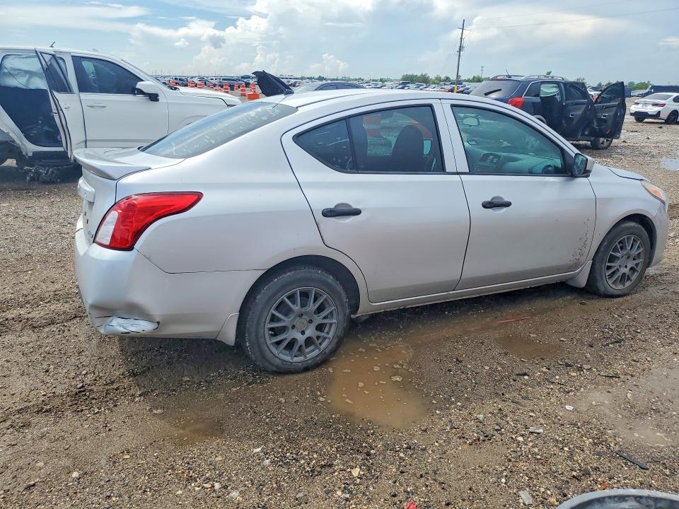 Zdjęcie 3 z aukcji – 2016 NISSAN VERSA z VIN 3N1CN7APXGL877789