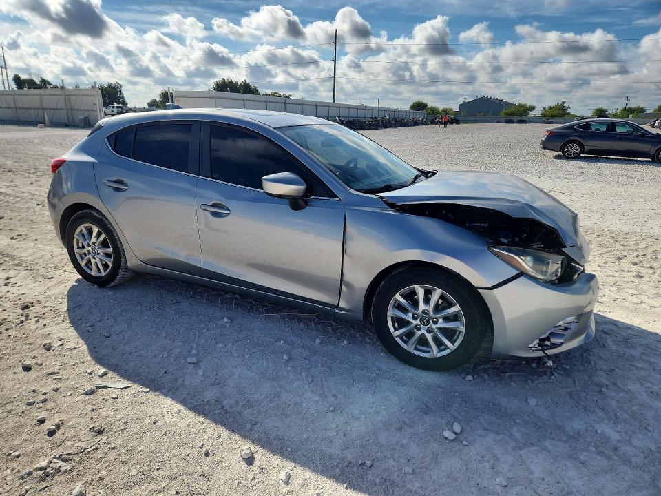Foto 4 de la subasta – 2014 MAZDA 3 con VIN JM1BM1M73E1192753