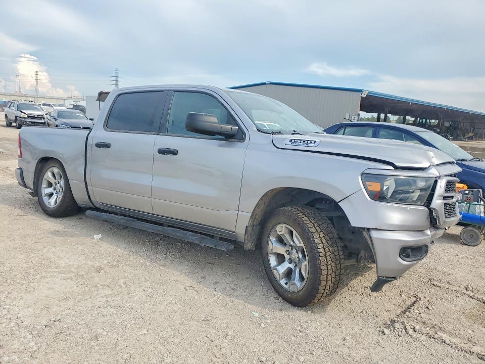 Photo 4 from auction – 2024 RAM 1500 with VIN 1C6RRFGG0RN155139