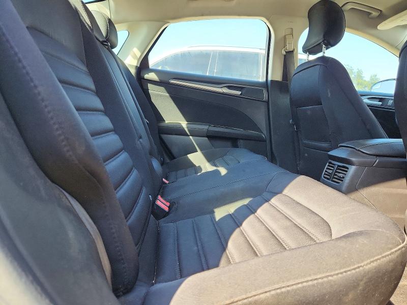 Photo 10 from auction – 2015 FORD FUSION with VIN 3FA6P0LUXFR228459
